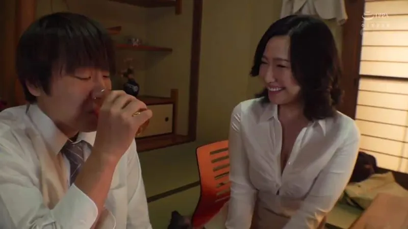 Kế hoạch làm thịt cậu nhân viên non tơ của chị tiền bối dâm