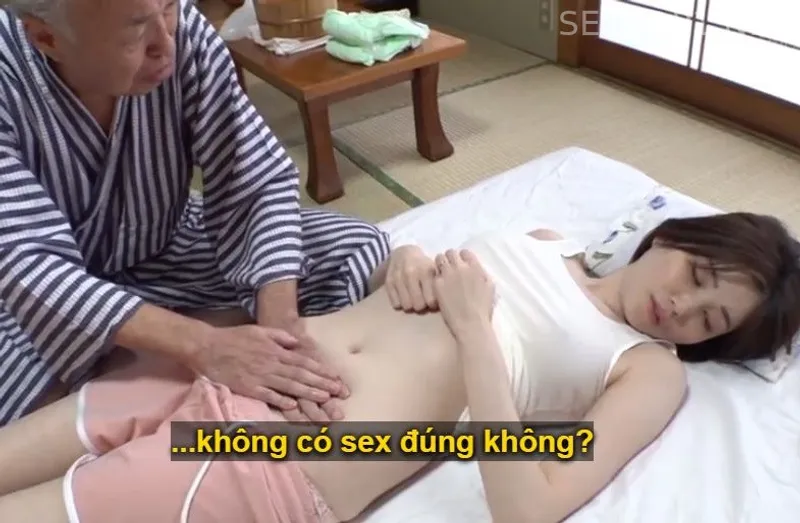 Người yêu của con trai bị đau nhức nhờ bố ông chồng có nghề mát-xa massage và cái kết